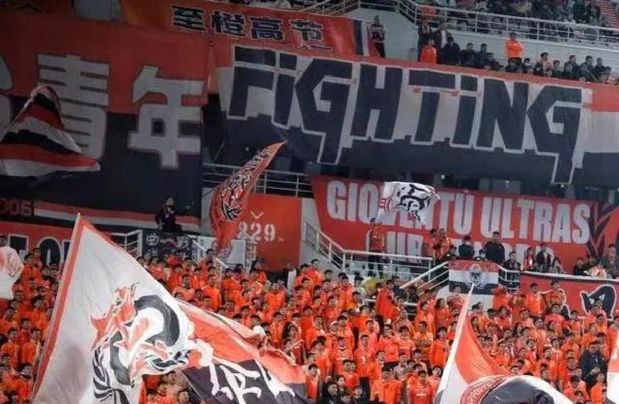 包含转折点！拜仁慕尼黑遗憾出局；亚冠今夜攻防权衡；细节曝光；赛季目标并未改变的词条