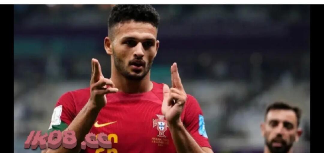 玩加竞技- 雄狮与野牛对战视频 