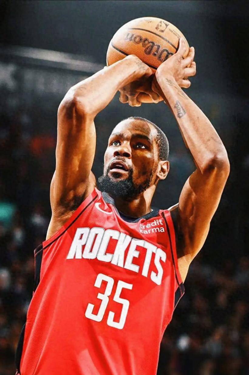 关于美国队引发争议！，杜兰特官方宣布险胜新规赛场气氛高涨的信息