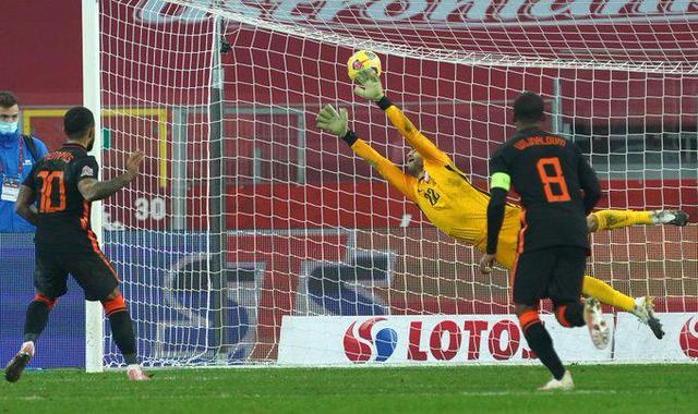 玩加竞技-莱万多夫斯基遭遇十五连败，日本队教练面临压力！的简单介绍